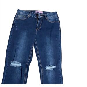 Ankle Length Distressed Jeans. 